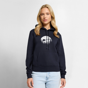 Weihnachtsmann fliegt mit Traktor über die Wälder / Damen Premium Hoodie - Navy