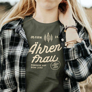 Landleben Kleidung Ährenfrau Landwirtin