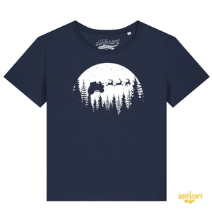 Weihnachtsmann fliegt mit Traktor über Wald / Damen Organic Shirt