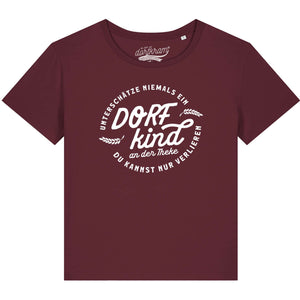 Unterschätze niemals ein Dorfkind an der Theke / Damen Organic Shirt