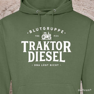 Landwirt Pullover mit Traktor und Spruch - Blutgruppe Traktordiesel grün - Dorfkram® 