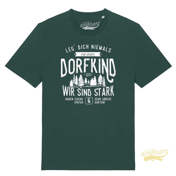 Leg Dich niemals mit einem Dorfkind an / Herren Organic Shirt