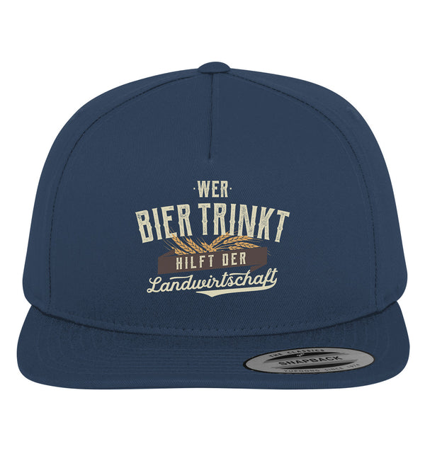 Wer Bier trinkt hilft der Landwirtschaft / Premium Snapback Cap